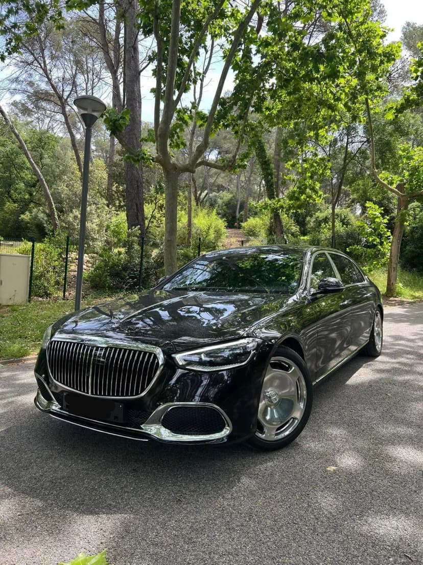 Luxury Mercedes Maybach