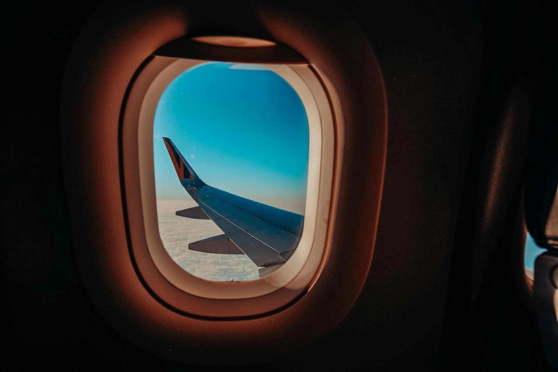 Airport Transfers — luxury chauffeur service on the French Riviera